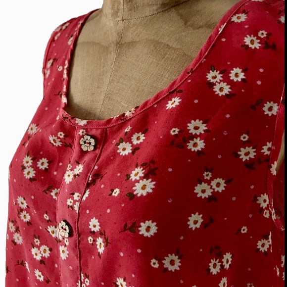 Mine Red Backless Tank Top Flower Buttons EUC M - Picture 3 of 11